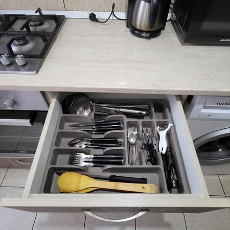Apartament Navi Onesti Buitenkant foto