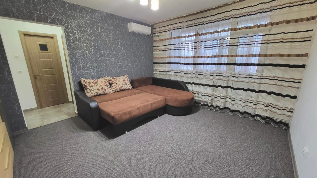 Apartament Navi Onesti Buitenkant foto
