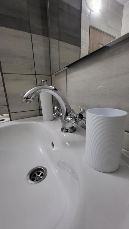 Apartament Navi Onesti Buitenkant foto